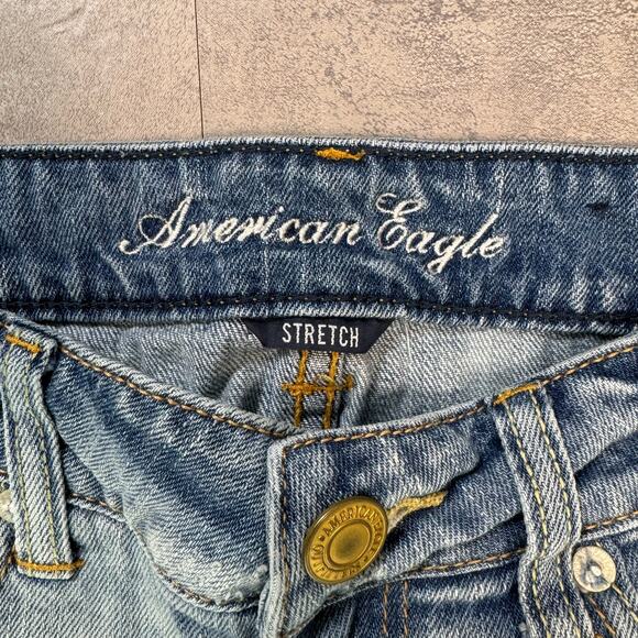 American Eagle Light Wash Denim Lace Trim Boho Jean Short Womens Size 00 Raw Hem - Picture 6 of 6